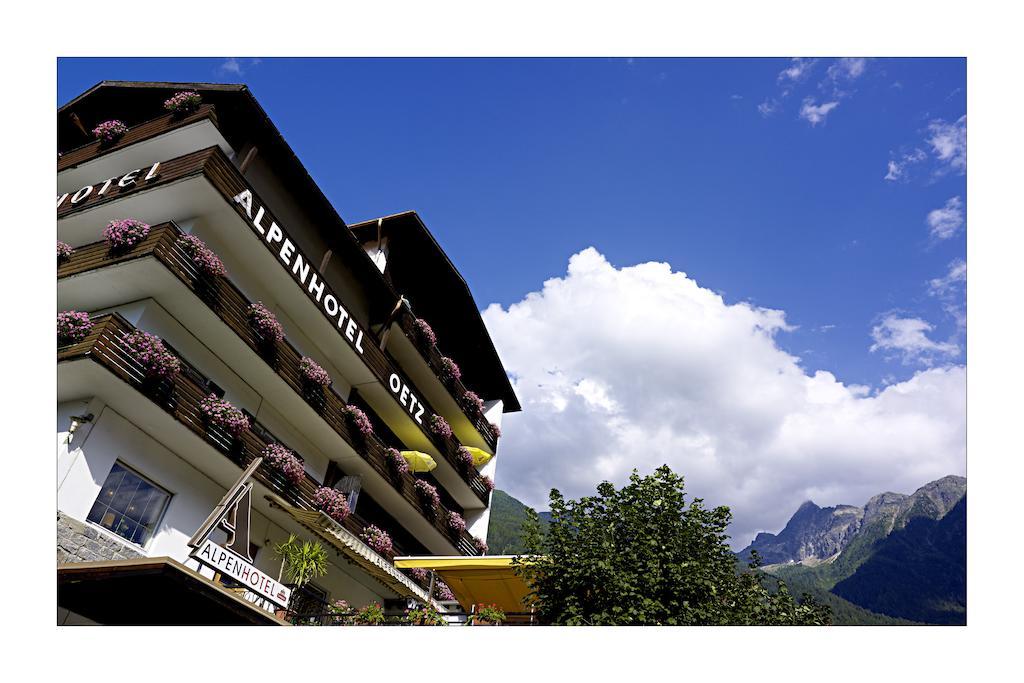 Alpenhotel Oetz Bagian luar foto