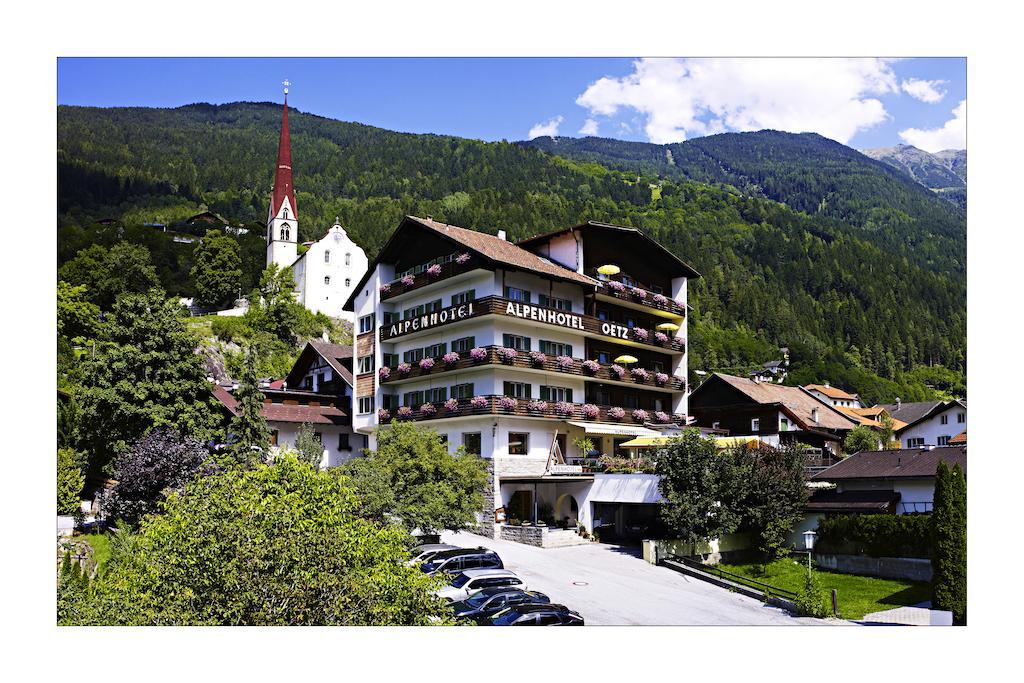 Alpenhotel Oetz Bagian luar foto